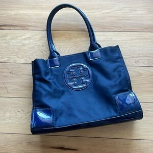 Tory Burch Ella Navy Patent Tote 💙